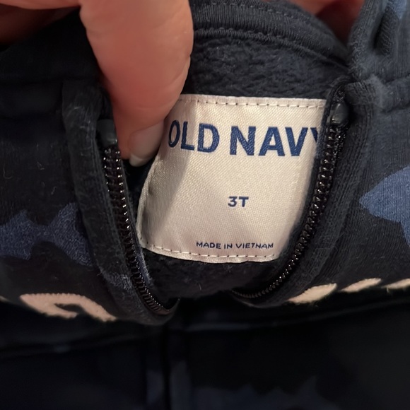 Old Navy - Picture 5 of 5